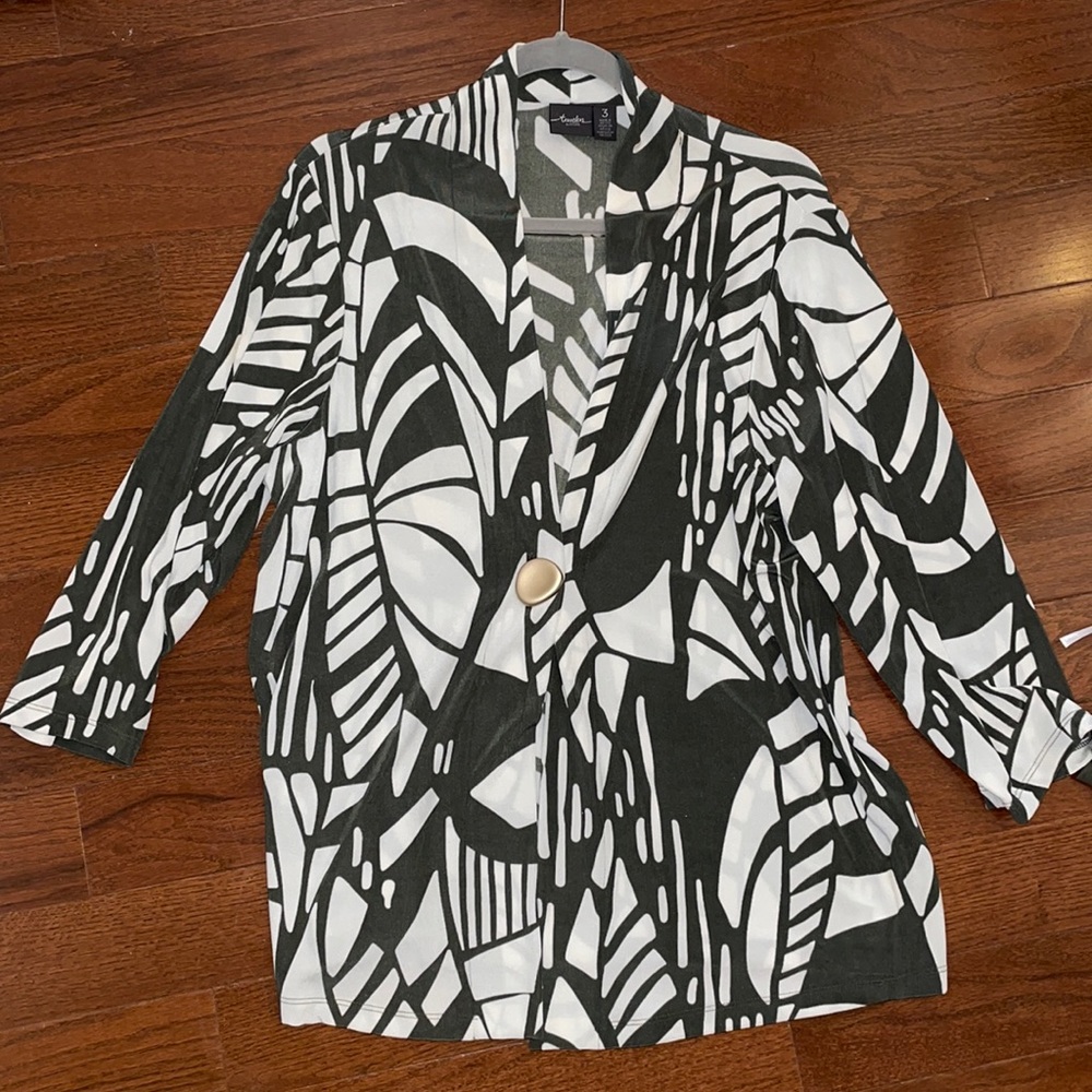 Chico’s Travelers Top